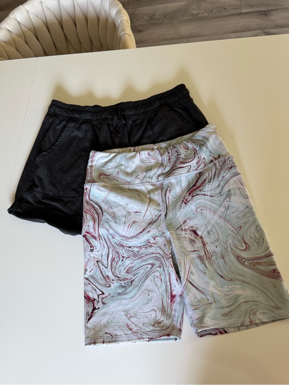Women Athletic Workout Shorts L